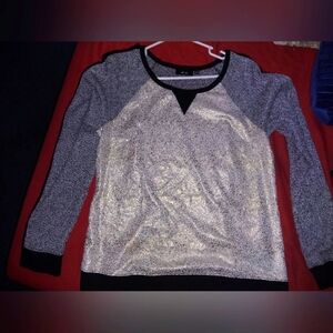 Apt. 9 Long Sleeve sweatshirt